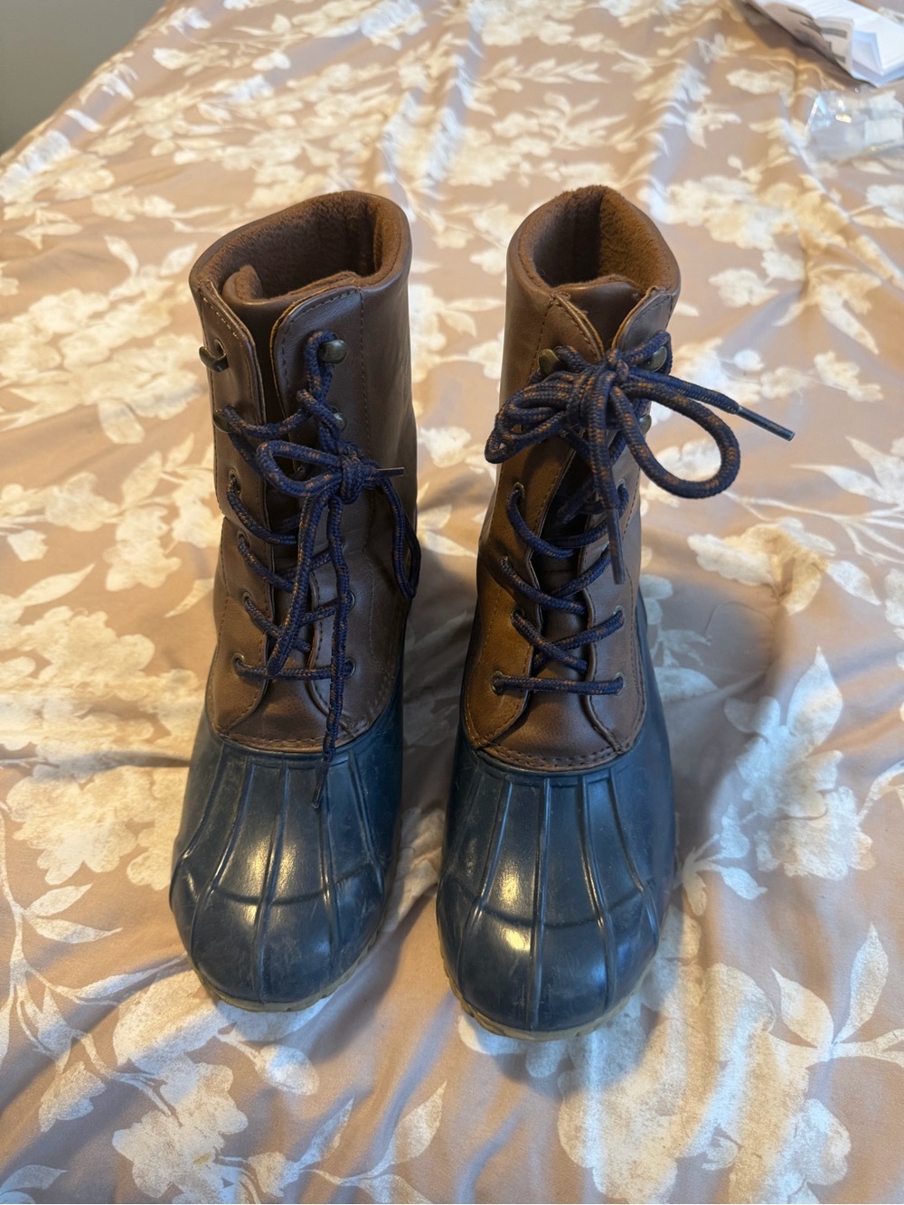 London Fog Brown Leather and Navy Rubber Duck Boots